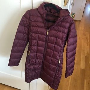 Flattering women’s down coat / puffer jacket. Michael Kors, size small, long.